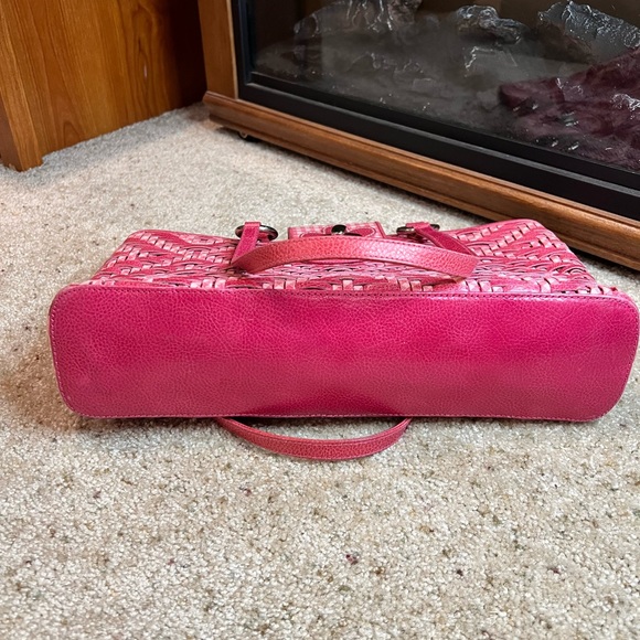 Isabella Fiore Rare Pink Weave Purse like new - Picture 8 of 10